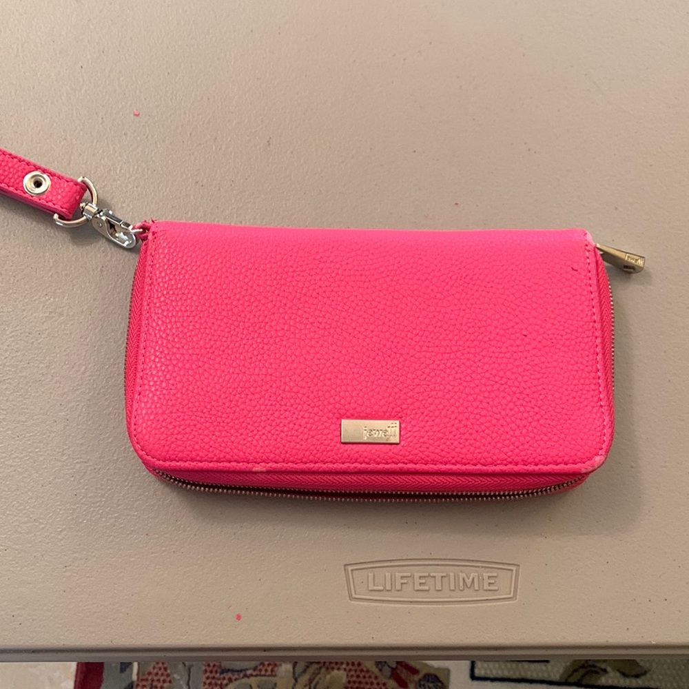 Used Jewell Clutch/Wallet with wristlet